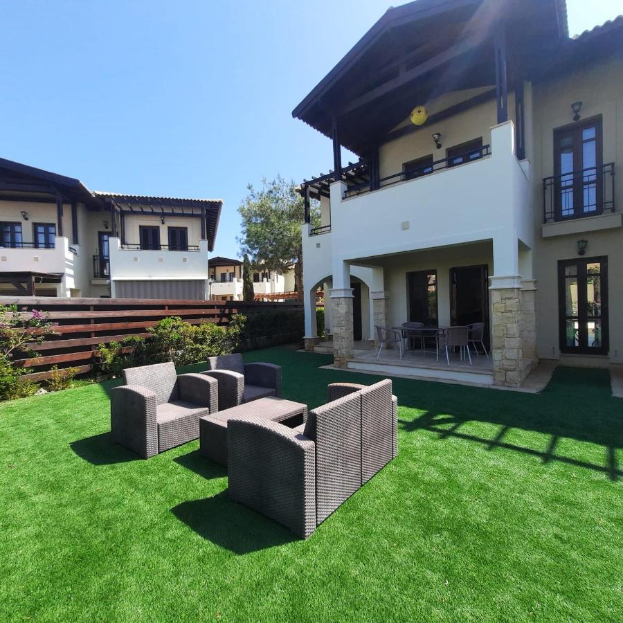 Helios Heights Spirits, Aphrodite Hills Golf Resort Kouklia Buitenkant foto